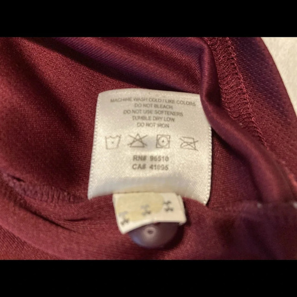 Under Armour Baseball Shirt Top Button Front Small - Picture 8 of 13